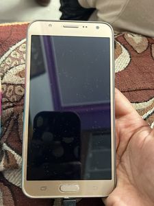 Samsung Galaxy J7