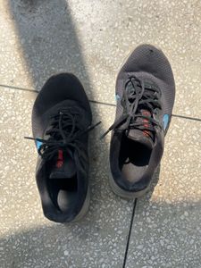 Nike Sports Shoes
