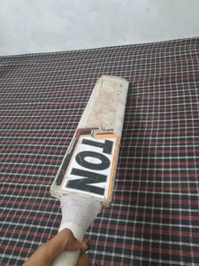 Ton Leather Premium Kashmiri Willow Bat