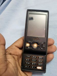 Sony Ericsson W595