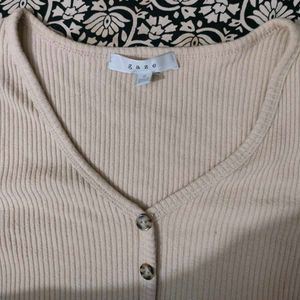 Beige colour crop top❤️🎀