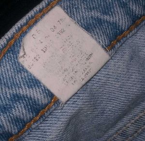 Levi&#39;s Woman Mom Jeans