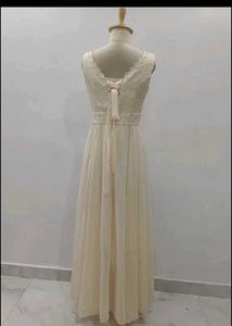 Elegant ethnic cream gown💖🐣