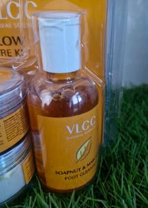 VLCC Pediglow Foot Care Kit