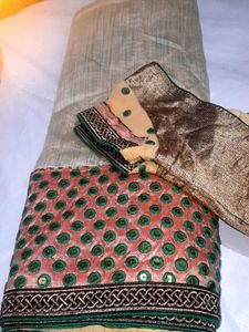 Fabulous Saree For Mehendi Heavy Border