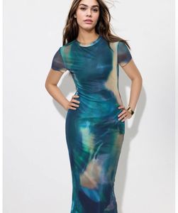 SAVANA Printed Bodycon Dress