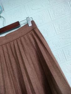 Locve Women’s  Pleated Midi Skirt