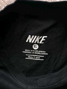 Nike T-Shirt