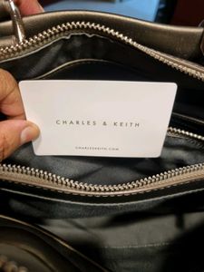 CHARLES AND KEITH OG MEDIUM TOTE BAG PEWTER