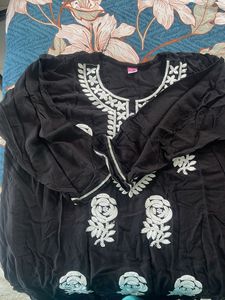 Lucknavi short kurti