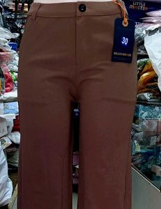 Stretchable Straight Trouser