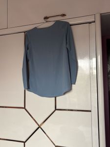 AND FORMAL TOP- SIZE Small