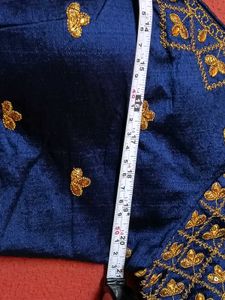 Elegant ParrotGreen With BlueBorder CottonSilkSare