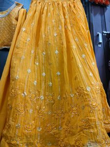 Unused Lengha Blouse Chuni Set  🟠