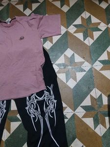 T-Shirt &amp; Pants Set