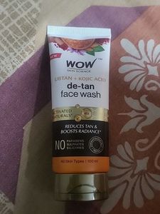 WOW Skin Science de-tan Face Wash