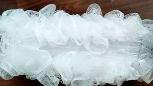 BARE ESSENTIALS LUXURY BATH SPONGE