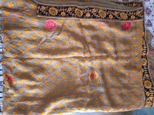 Saree With Blouse