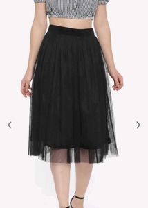 ROVING MODE Black Midi Skirt (L)