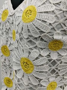 Daisy Crochet Crop Top