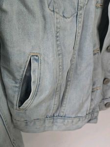 GAP Denim Jacket - Light Wash size M