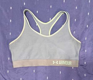 UNDER ARMOUR Sports Bra