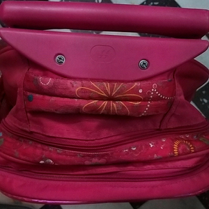 Trolly school bag for girls
