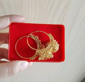 GOLDEN JHUMKA