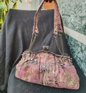 Vintage Floral Embellished Kiss Lock Bag