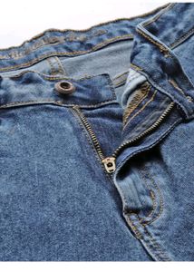 Boyfriend Fit Light Fade Cropped Jeans