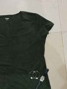 Plane Green T-shirt That Gives You Stenting Look