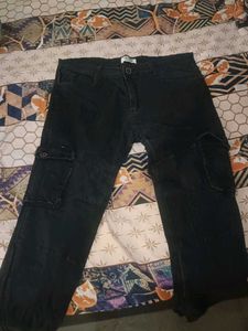 Black Cargo Jeans