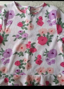 New Pink Floral Chiffon Top (Just Bought This Month) Last Selling Price Rs450 Because I Have Bought It In Rs1059 And Only Wore Once So This Is Like New Only