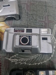 Vintage Point &amp; Shoot Camera 7 Pcs Lot