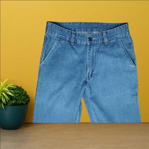 women blue straight jeans size 30 (O-38)