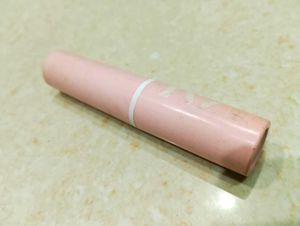 Pink Colour Lipstick Waterproof Light Shade