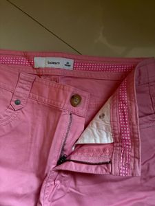 Pink Bossini Capri Pants