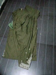 Elegant Embroidered Kurta Set