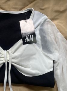 Mesh Sleeve Ruched Crop Top