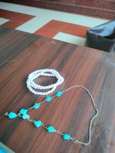 FREE PEARL CHAIN!! With Beach Themed NECKLACE