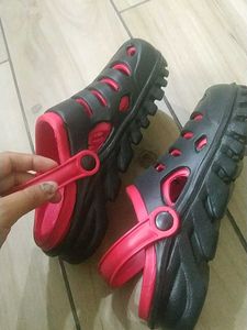 Black and Red &#39;Cross&#39; Clogs
