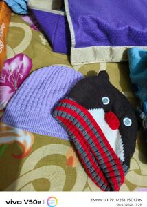 Sweatshirt And Caps