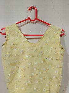 Yellow Sleeve Less Strength Kurti For Formal