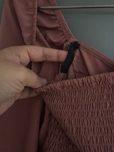 Dusty Rose Square-Neck Buttoned Crop Top