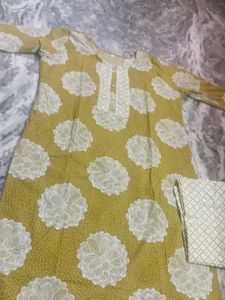 Floral Print Kurti Set
