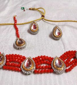 Red kundan Jewelry Set with tikka