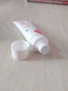Plum Face Cream