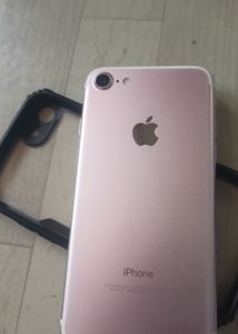 iPhone 7- Great Condition!