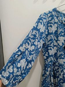 *SALE* Pretty blue