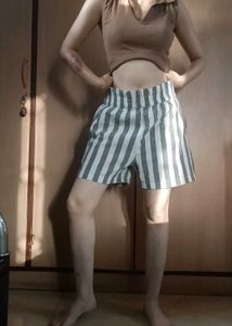 Striped Women&#39;s Shorts